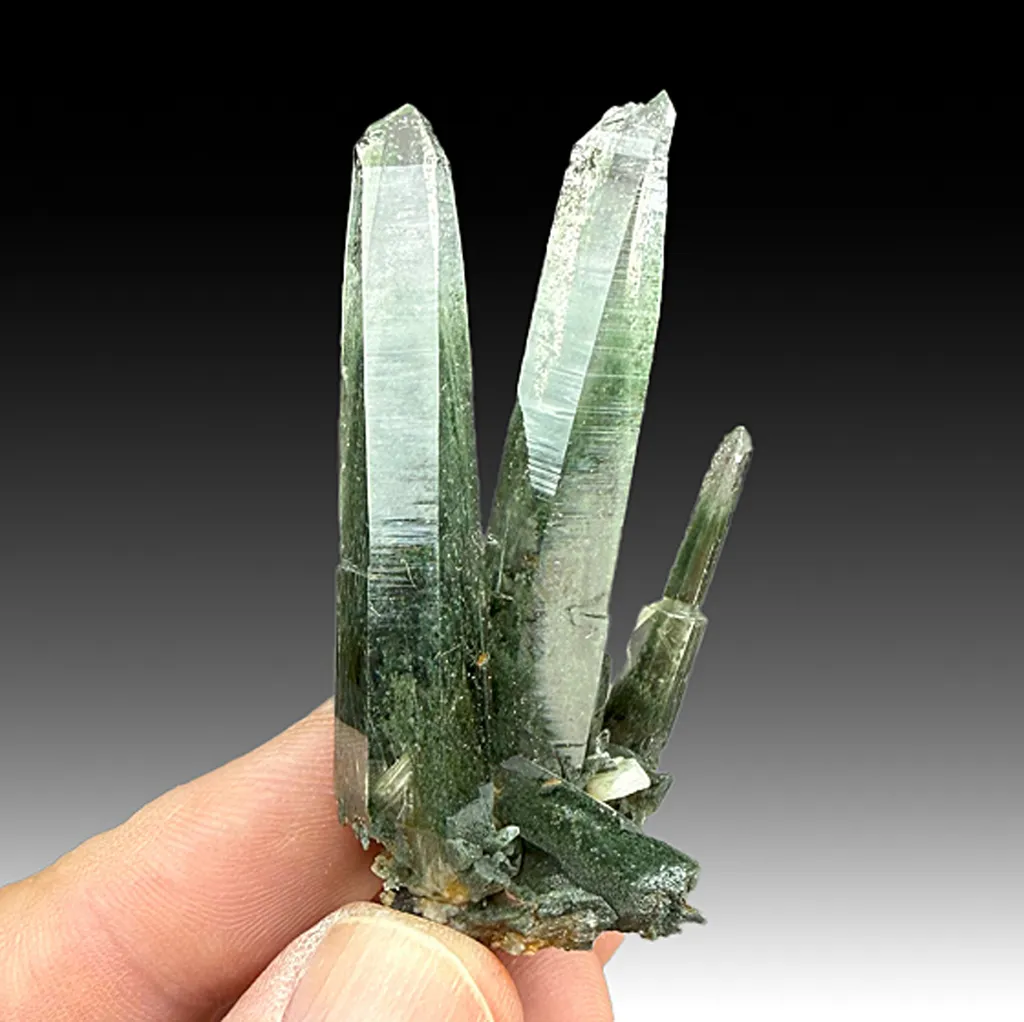 Quartz with Chlorite image