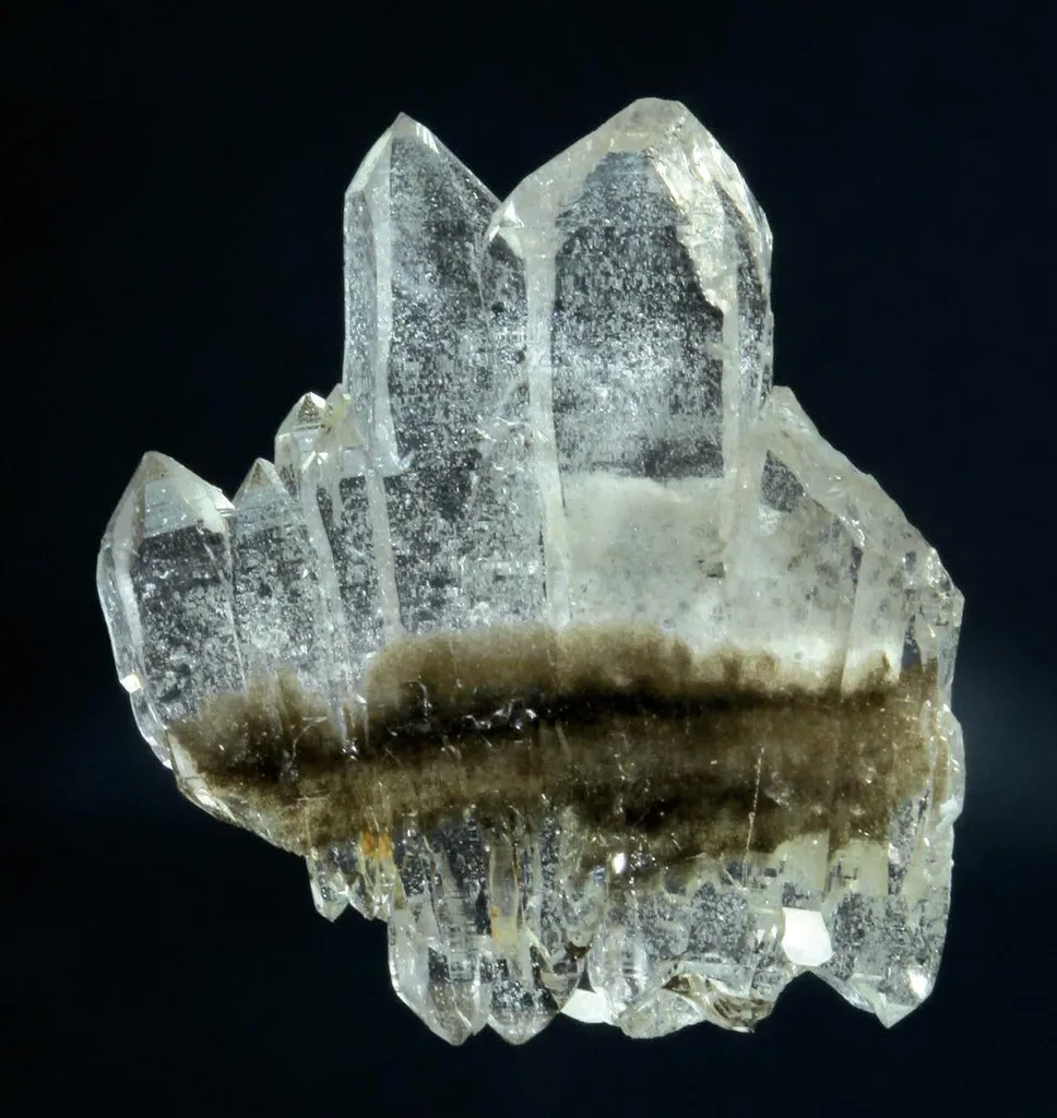 Quartz with Chlorite-covered faden image
