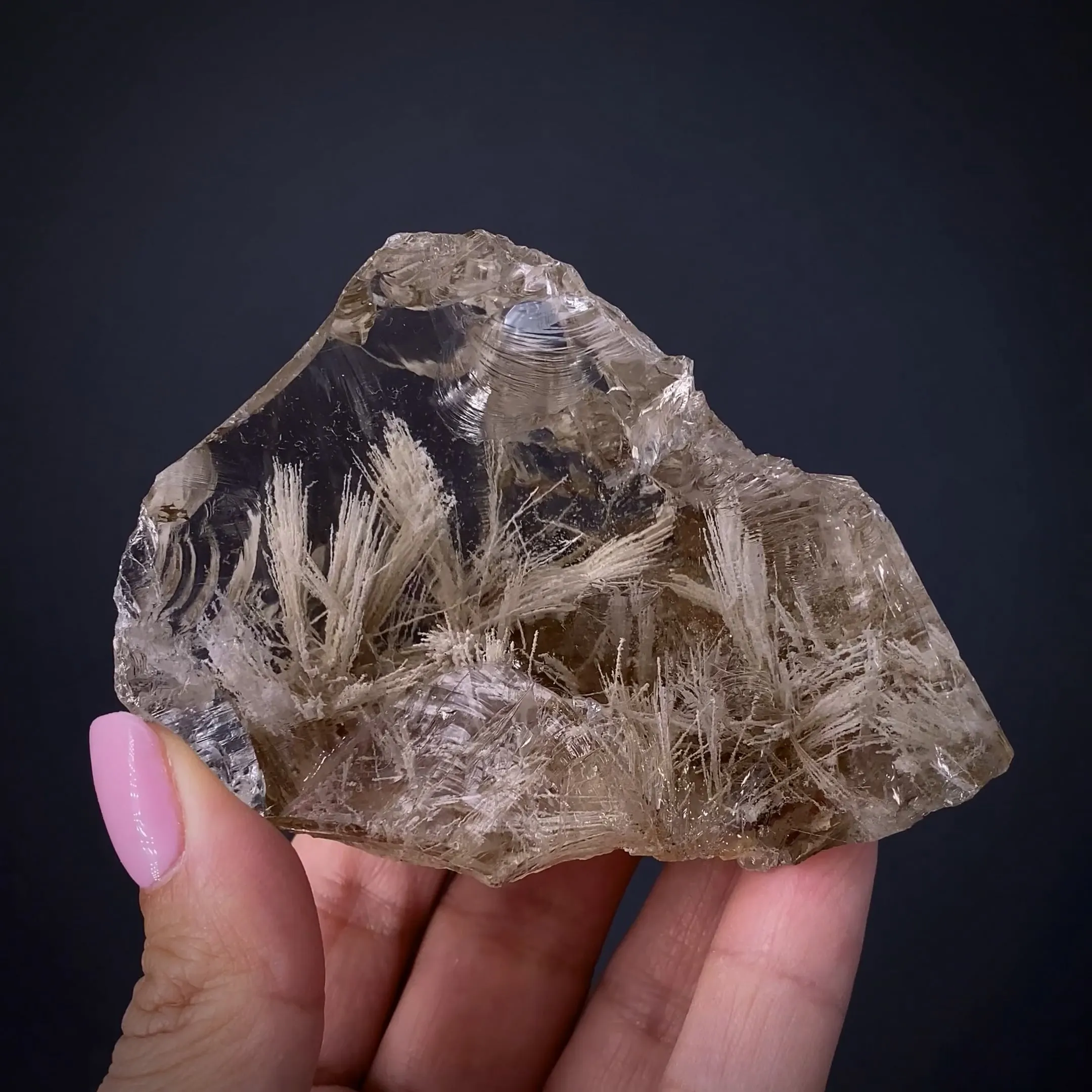 Quartz with clay inclusions - image 2