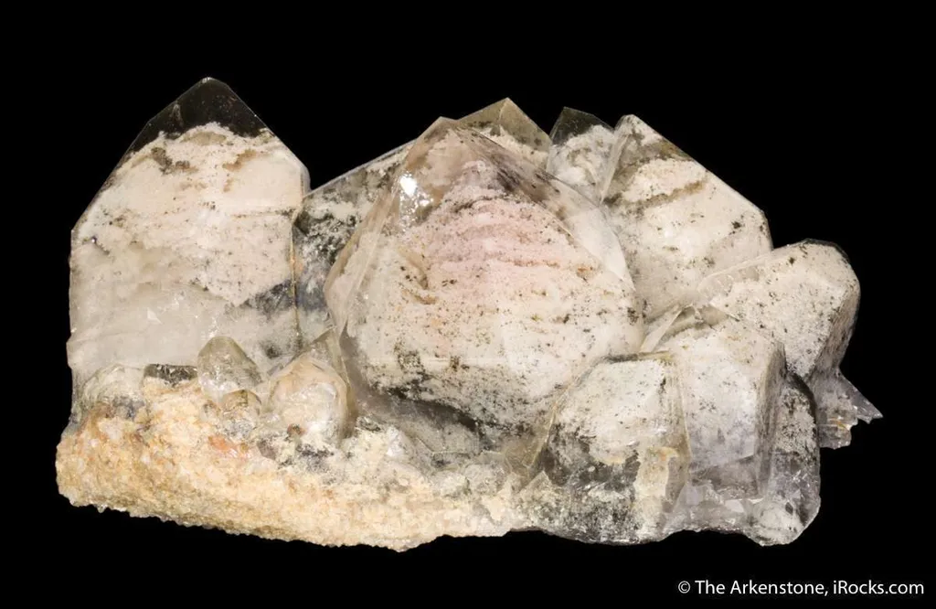 Quartz with Clay inclusions image