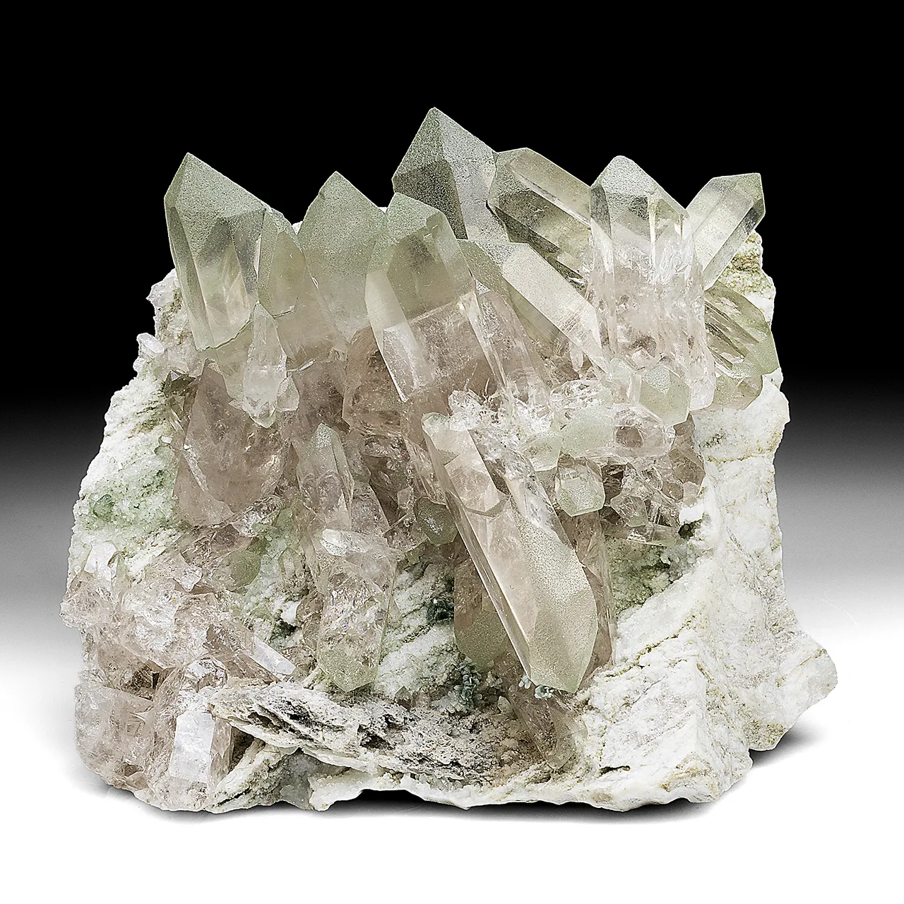 Quartz with Clinochlore - image 1