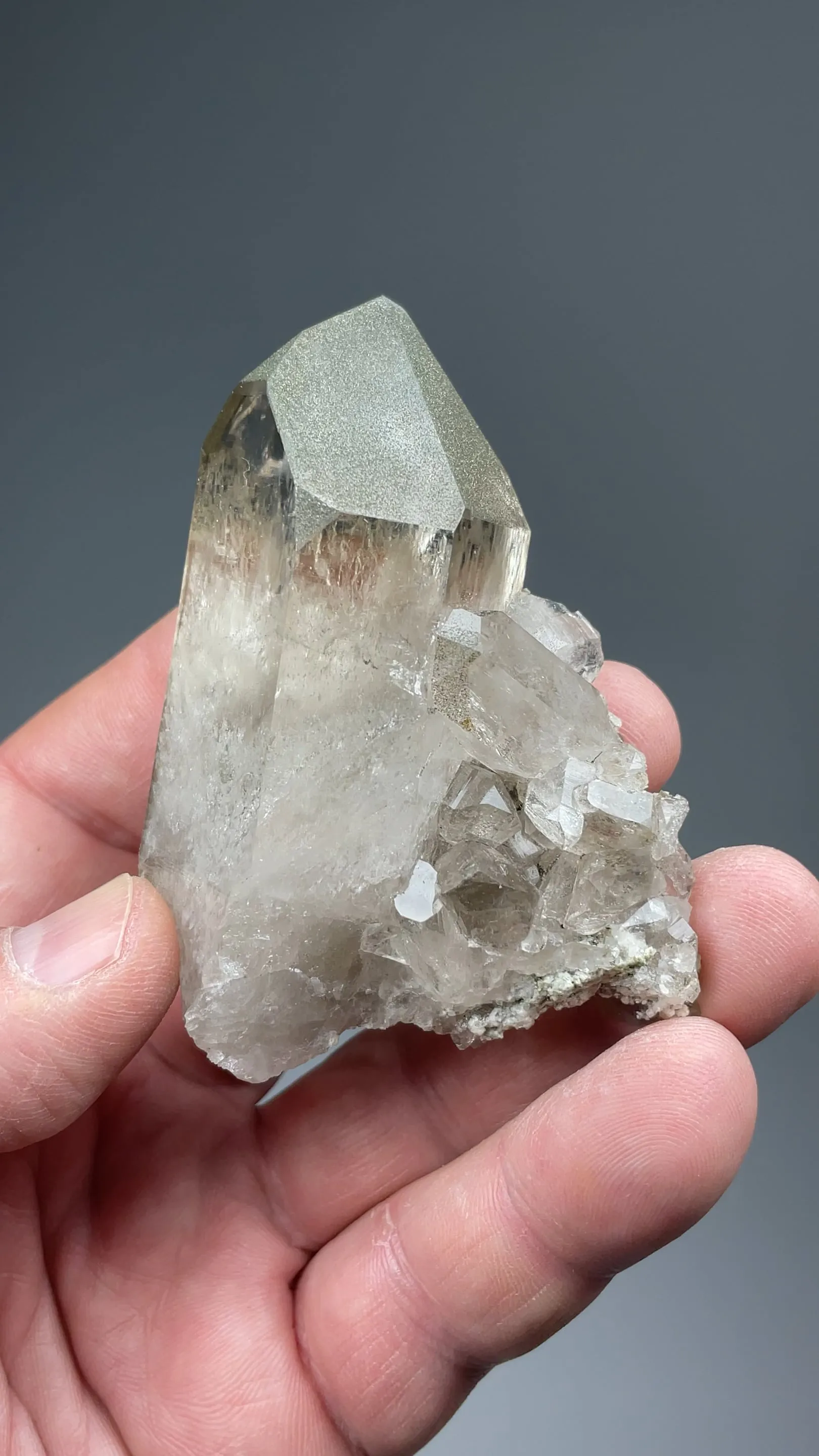 Quartz with Clinochlore, Chlorite - image 2