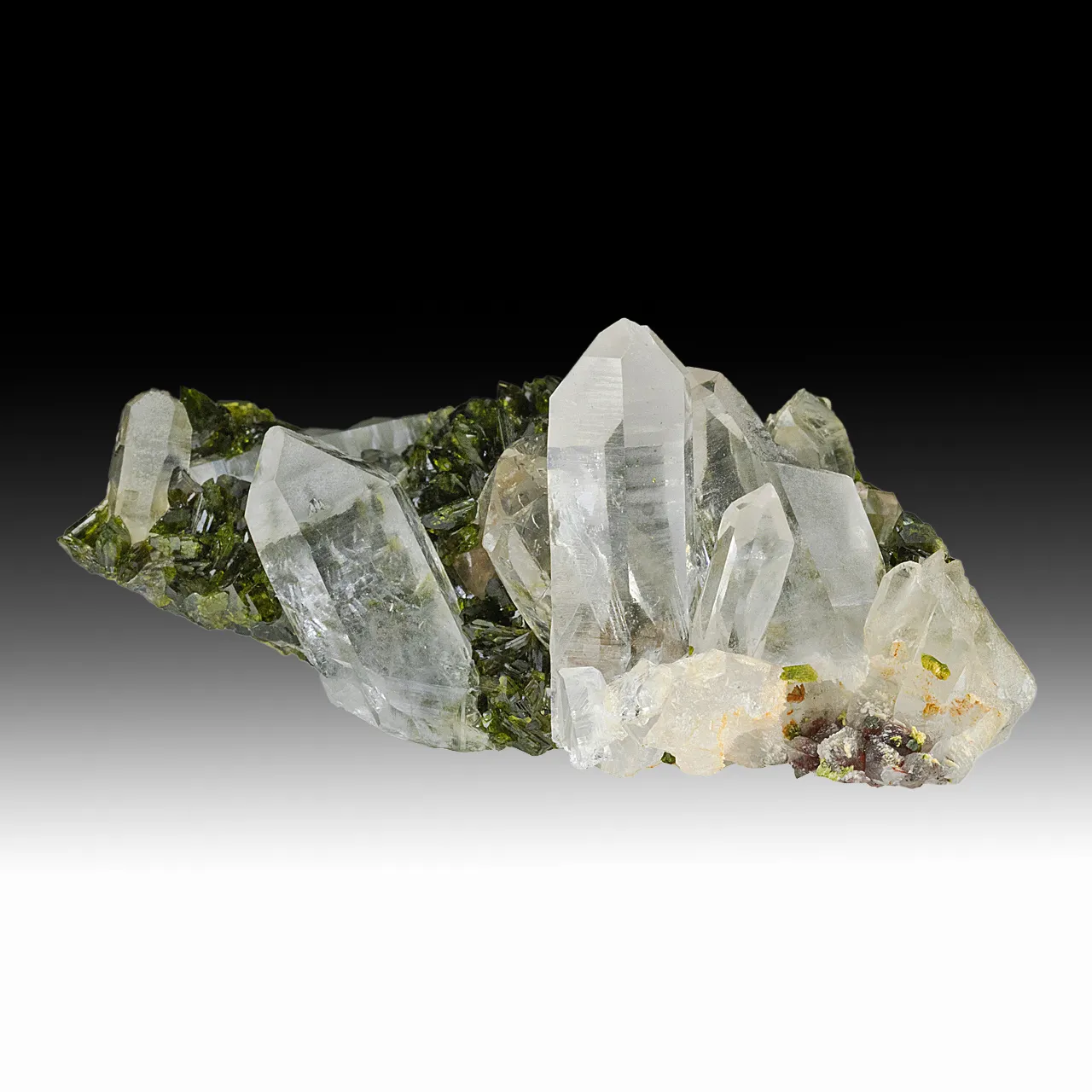 Quartz with Epidote - image 1