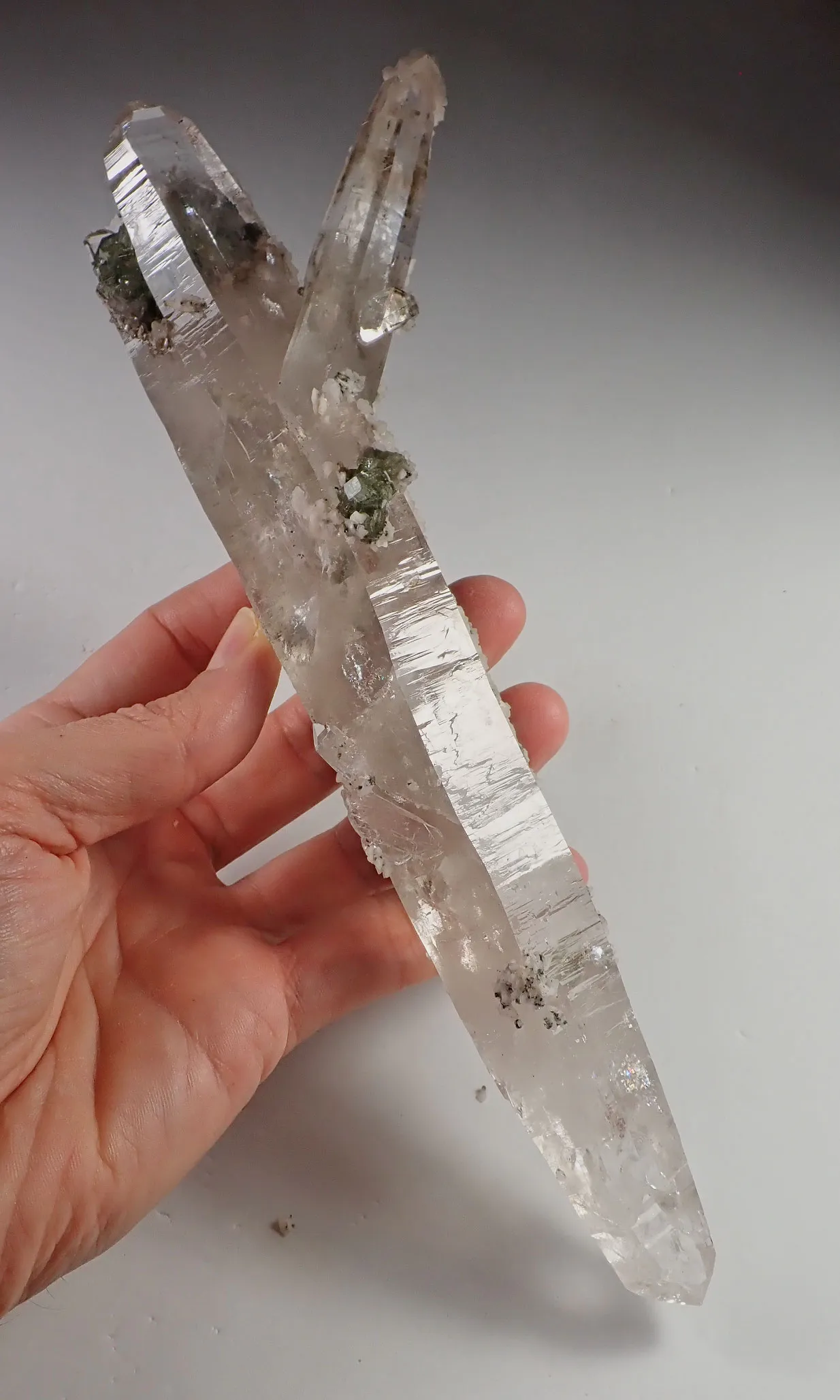 Quartz with Fluorapatite, Calcite and Tourmaline - image 2
