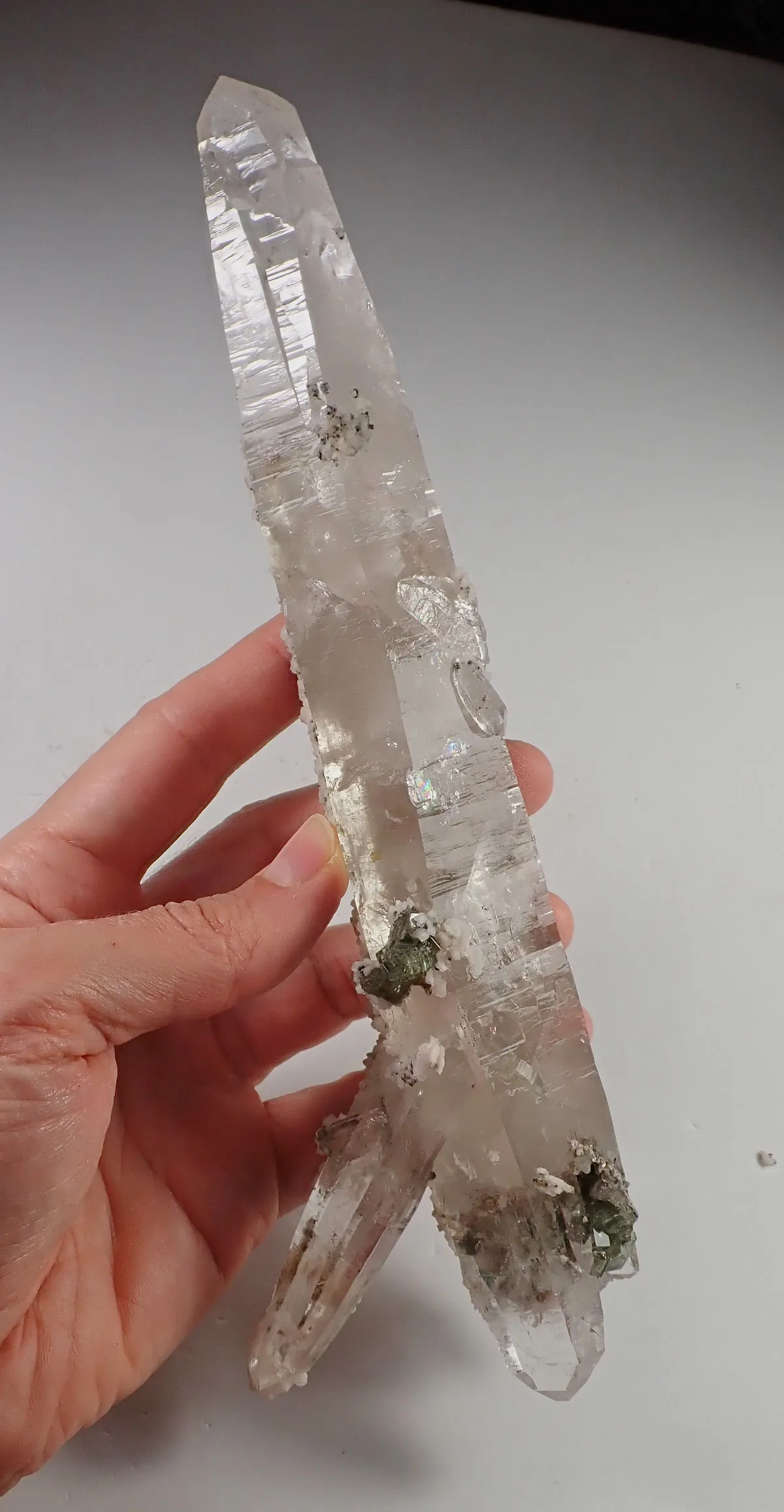 Quartz with Fluorapatite, Calcite and Tourmaline - image 3