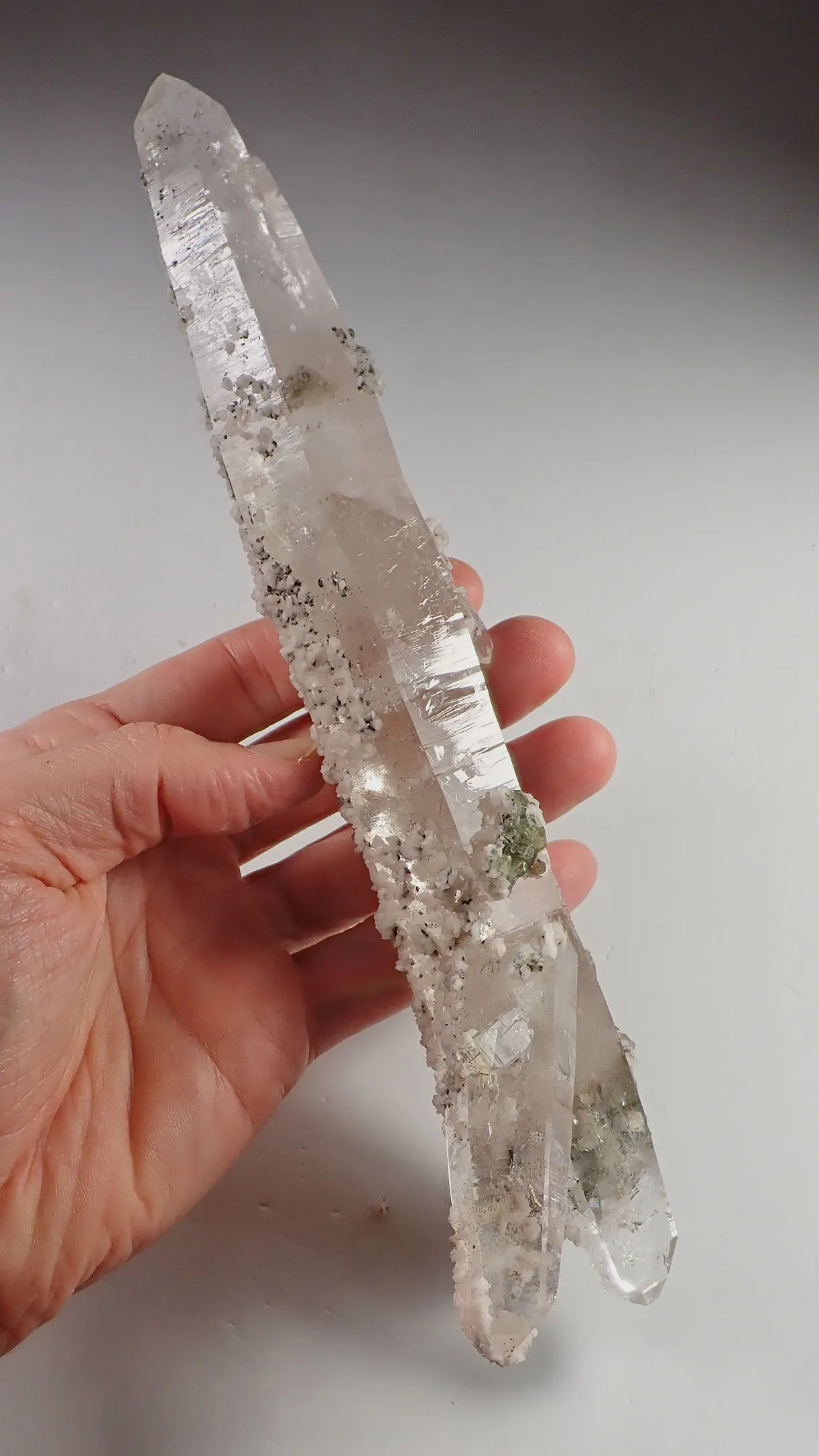 Quartz with Fluorapatite, Calcite and Tourmaline - image 5