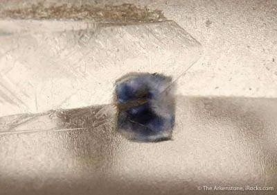 Quartz With Fluorite Inclusions - image 2