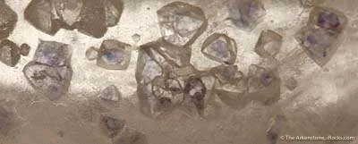 Quartz With Fluorite Inclusions - image 2