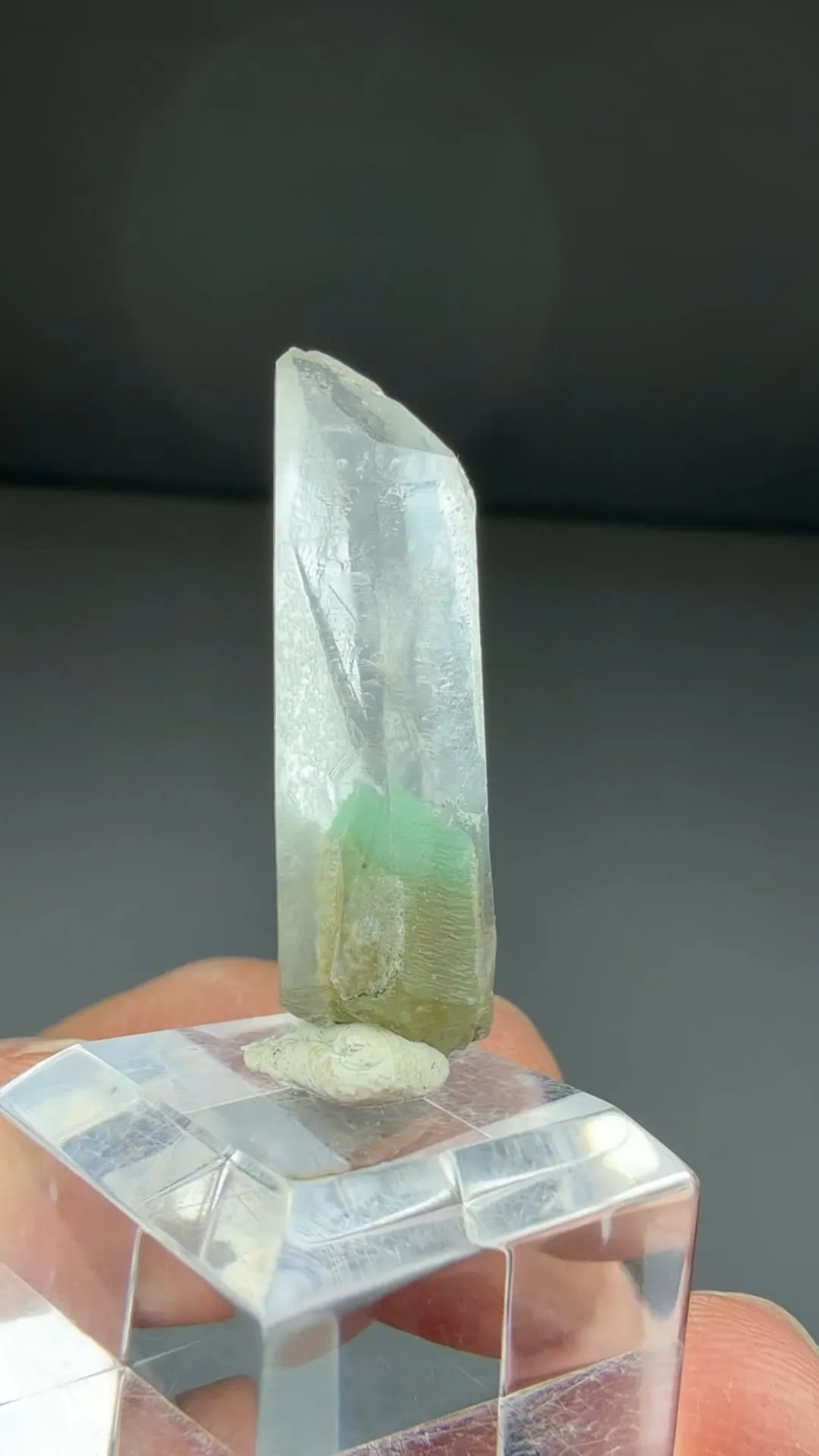 Quartz with Fuchsite - image 2