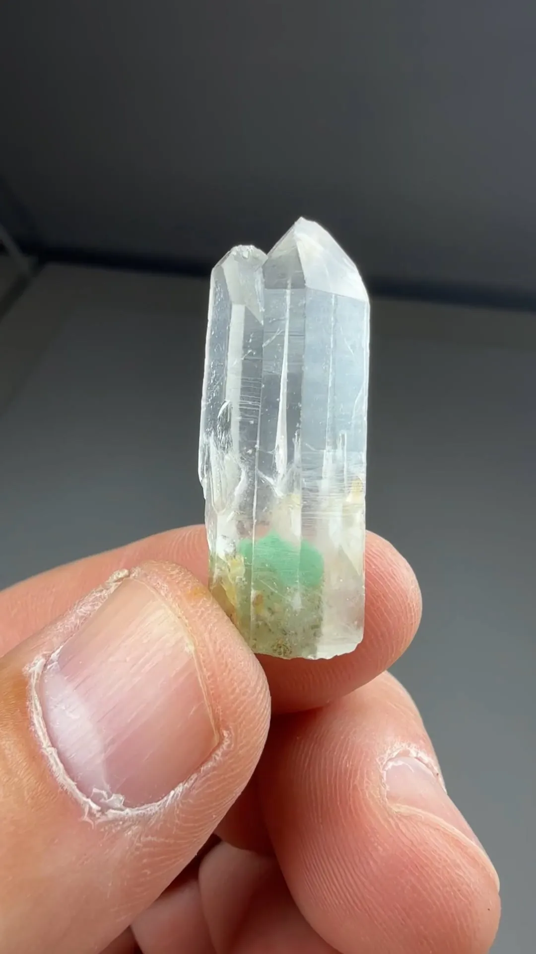Quartz with Fuchsite - image 2