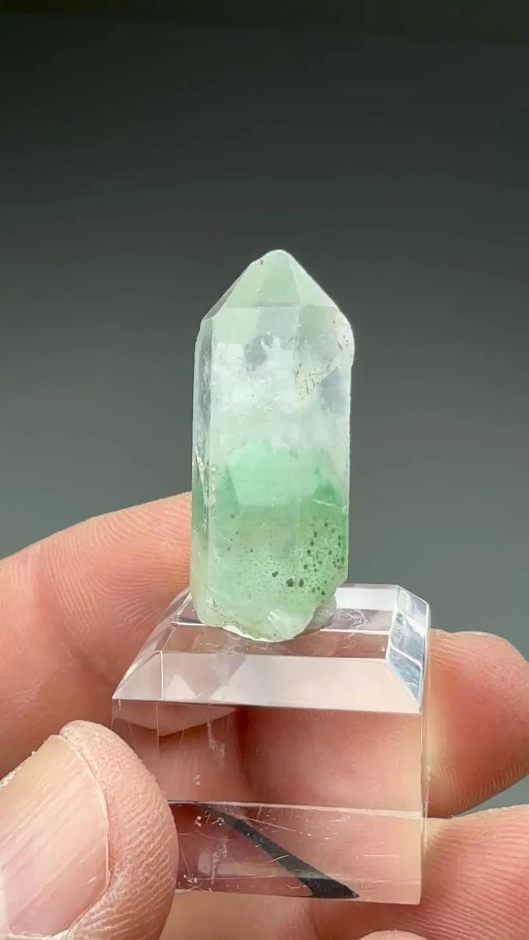 Quartz with Fuchsite - image 2