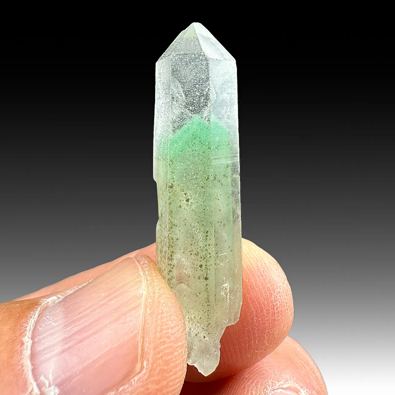 Quartz with Fuchsite - image 1