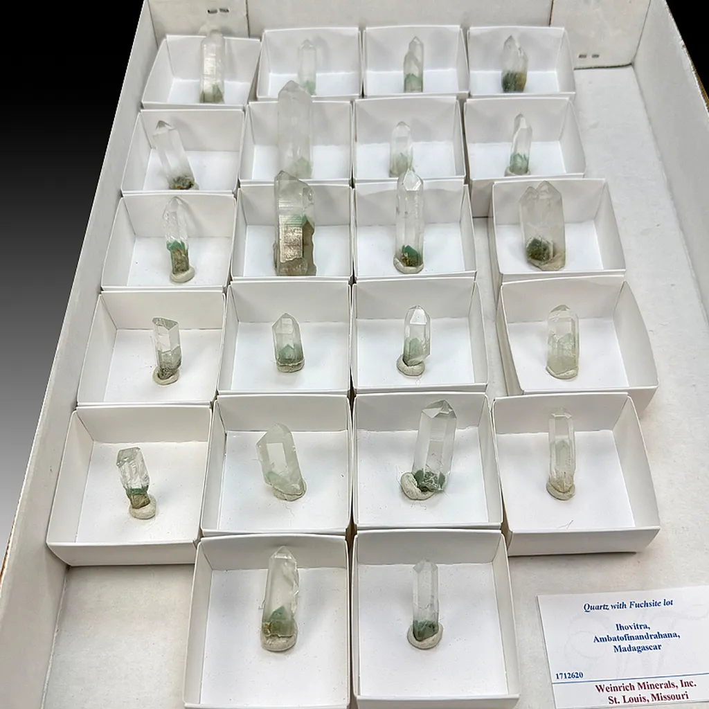 Quartz with Fuchsite lot image