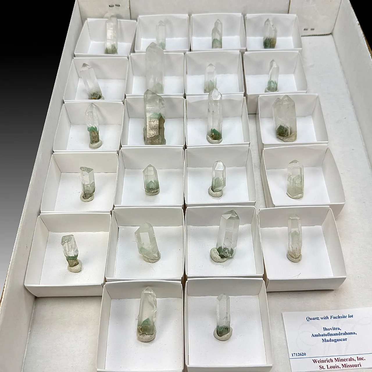 Quartz with Fuchsite lot - image 1