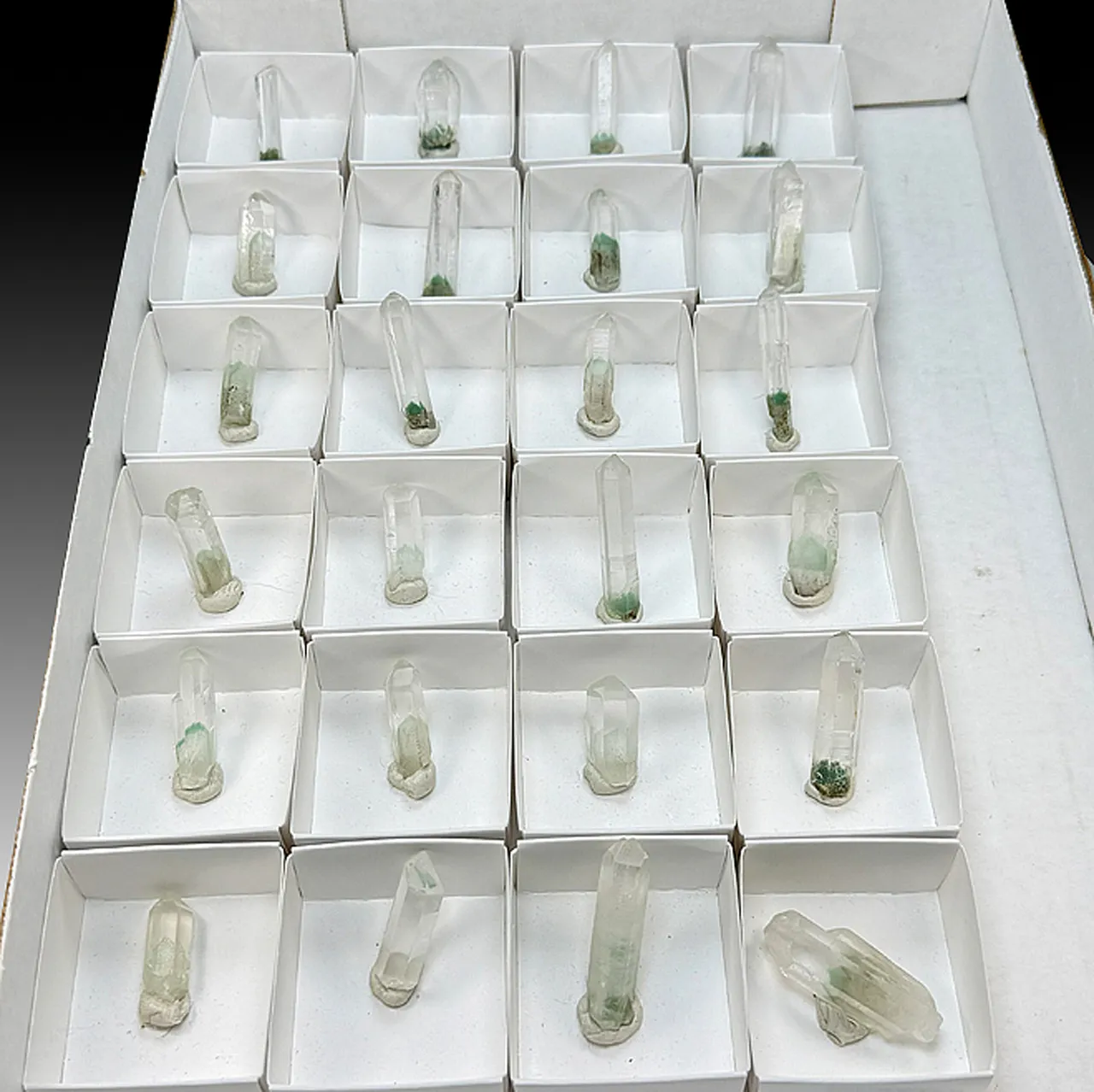 Quartz with Fuchsite lot - image 1