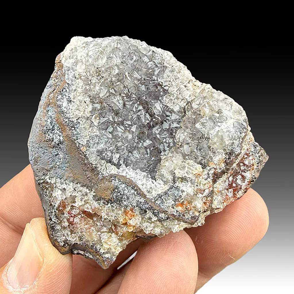 Quartz with Goethite image
