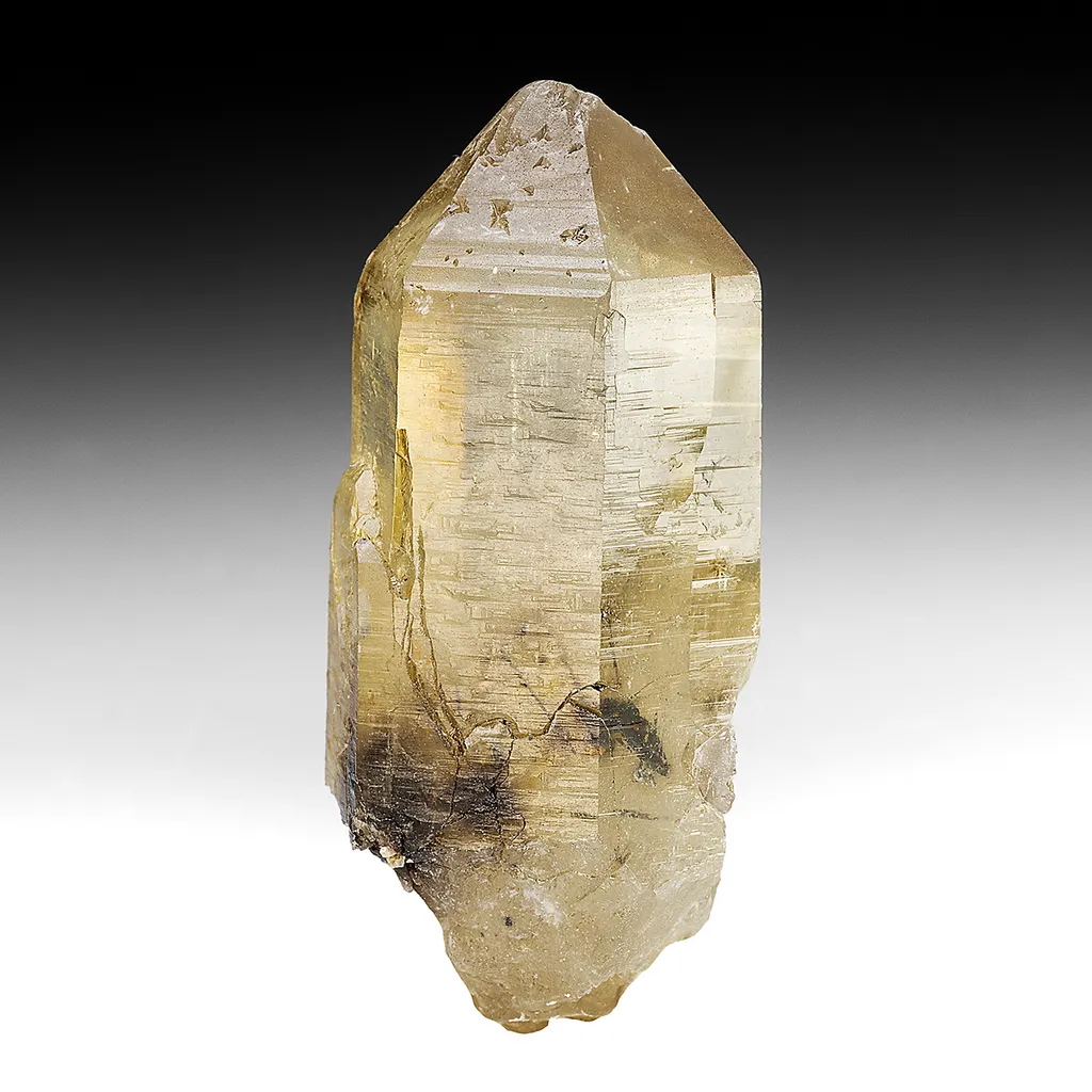 Quartz with Goethite inclusions image