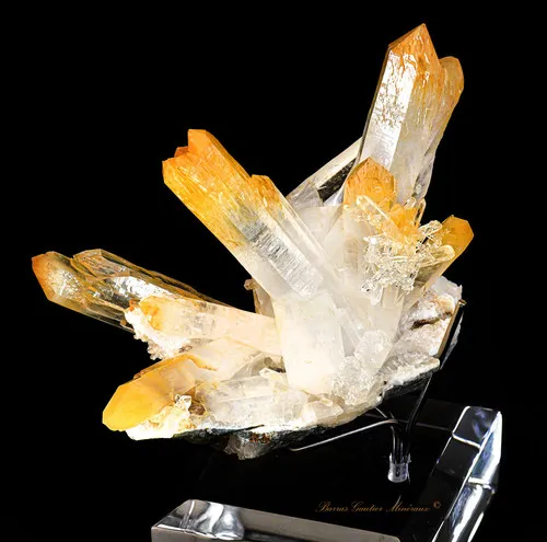 Quartz with Halloysite inclusions - image 4