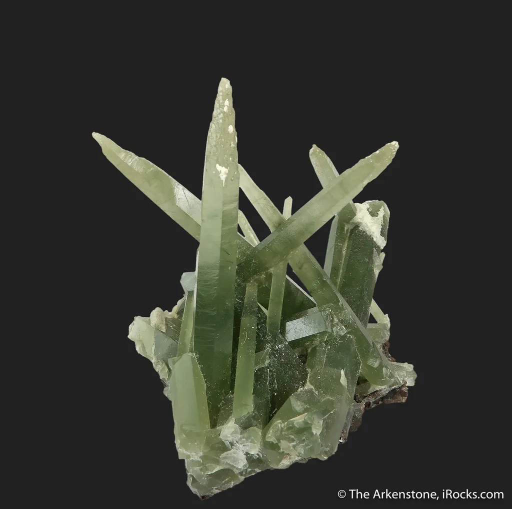 Quartz with Hedenbergite on Axinite - image 4
