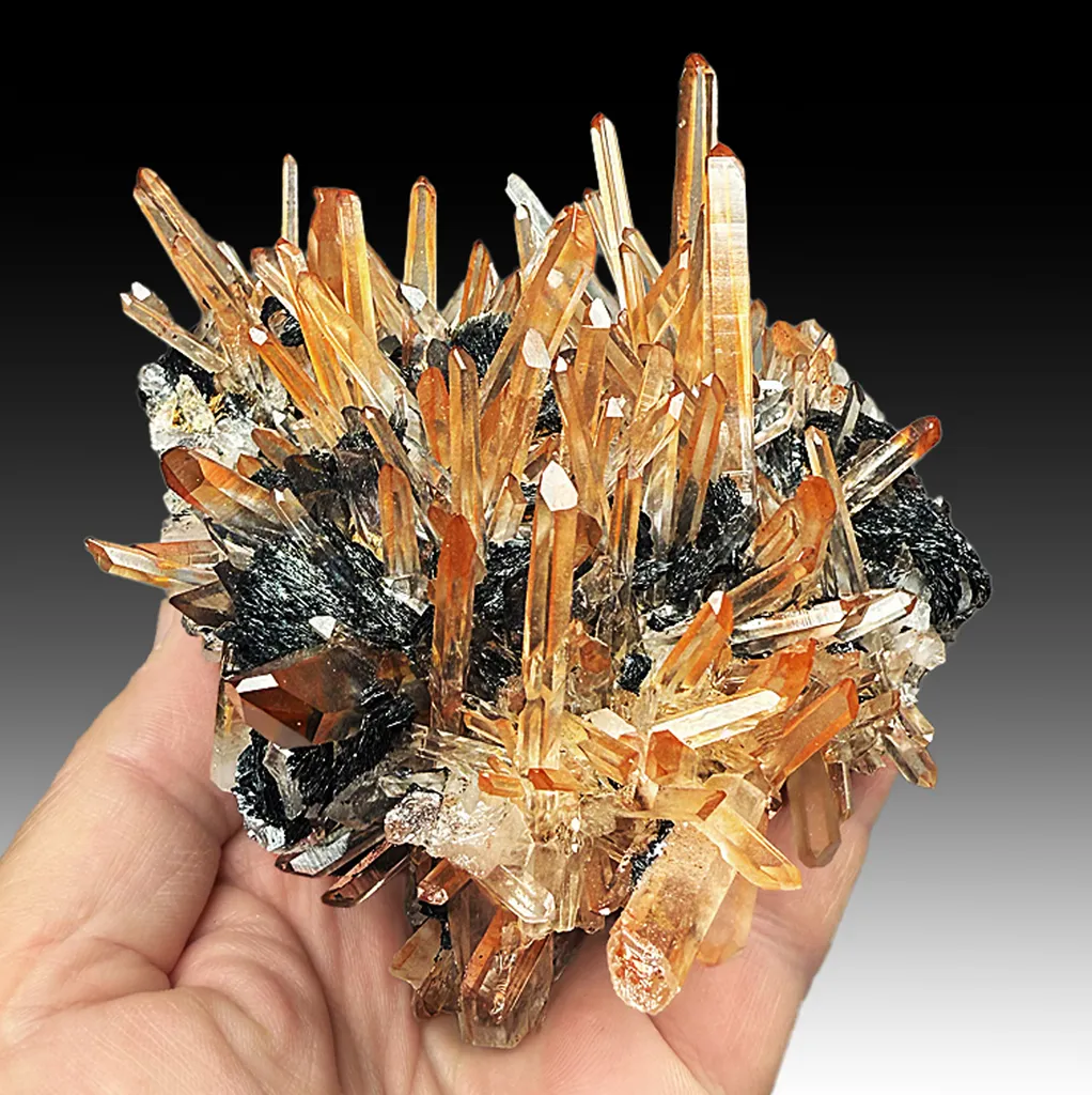 Quartz with Hematite image