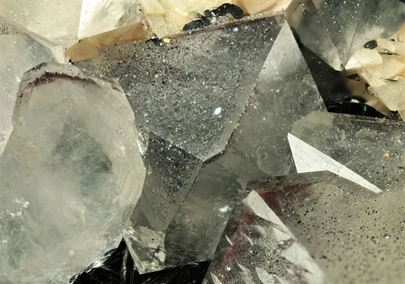Quartz with Hematite - image 1