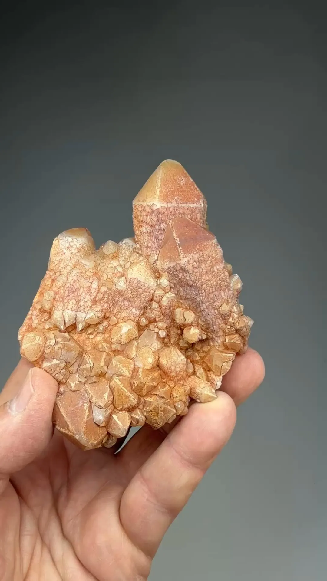 Quartz with Hematite - image 2