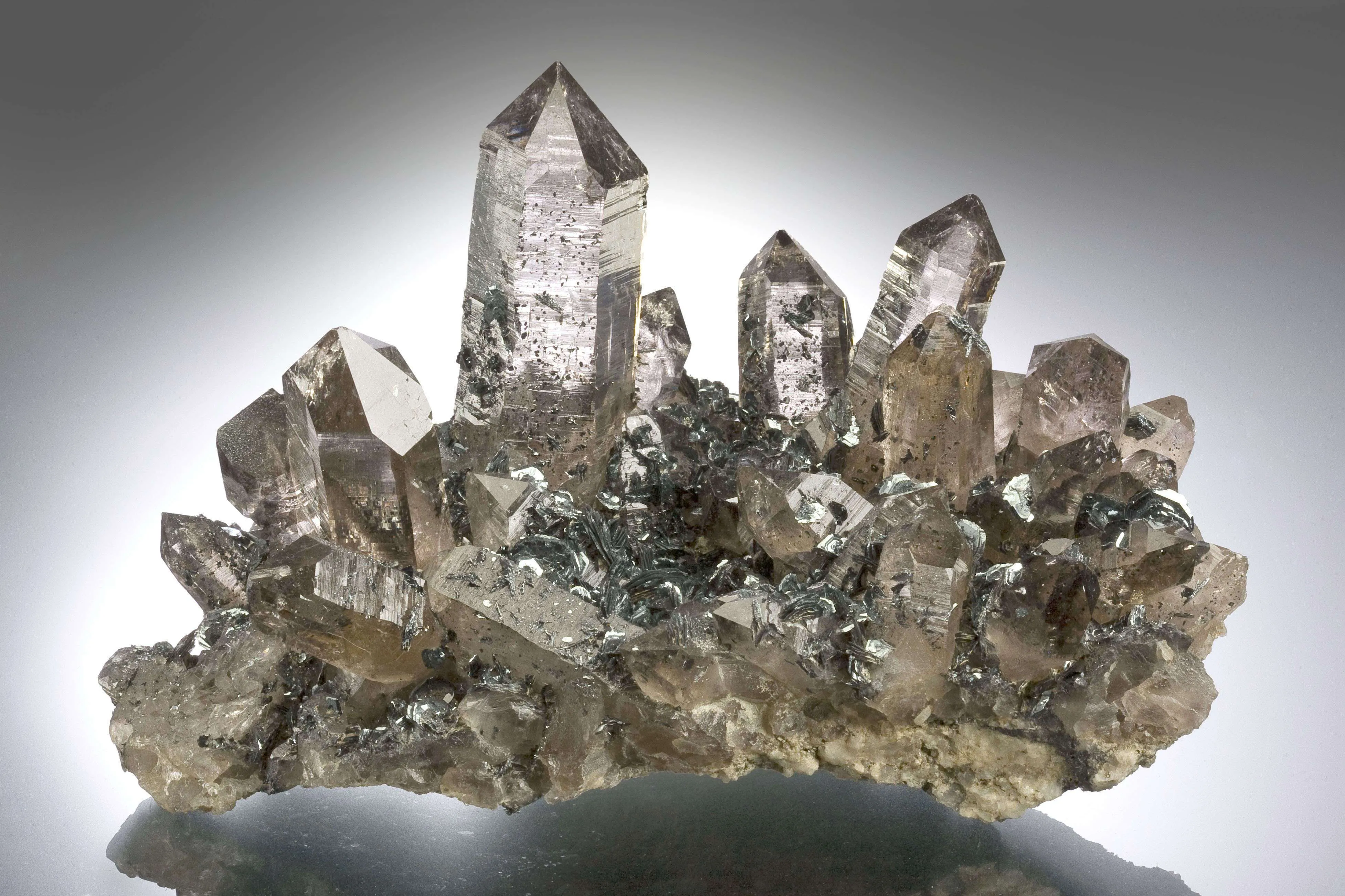Quartz With Hematite - image 3