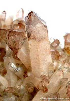 Quartz With Hematite - image 2
