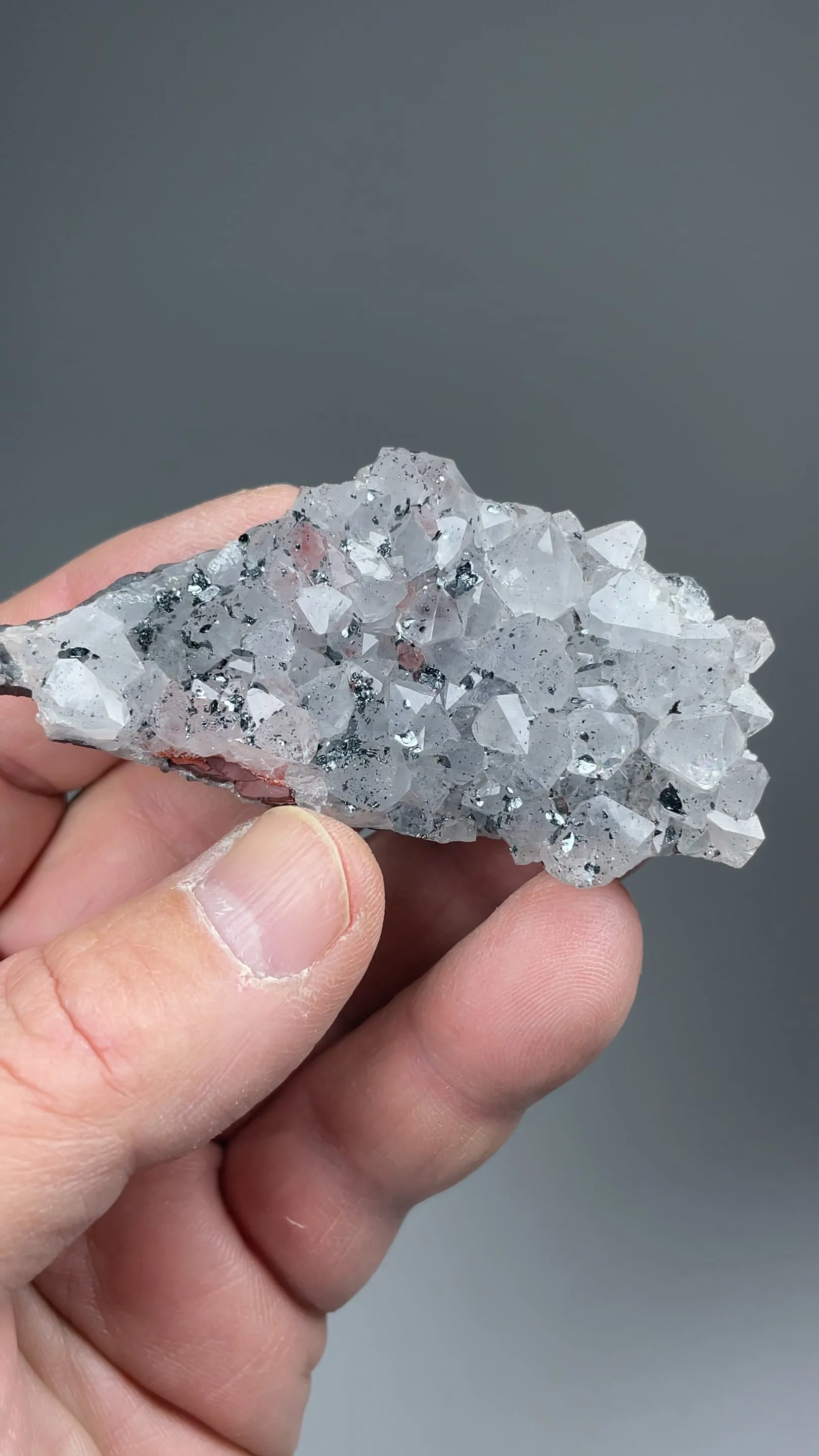 Quartz with Hematite - image 2