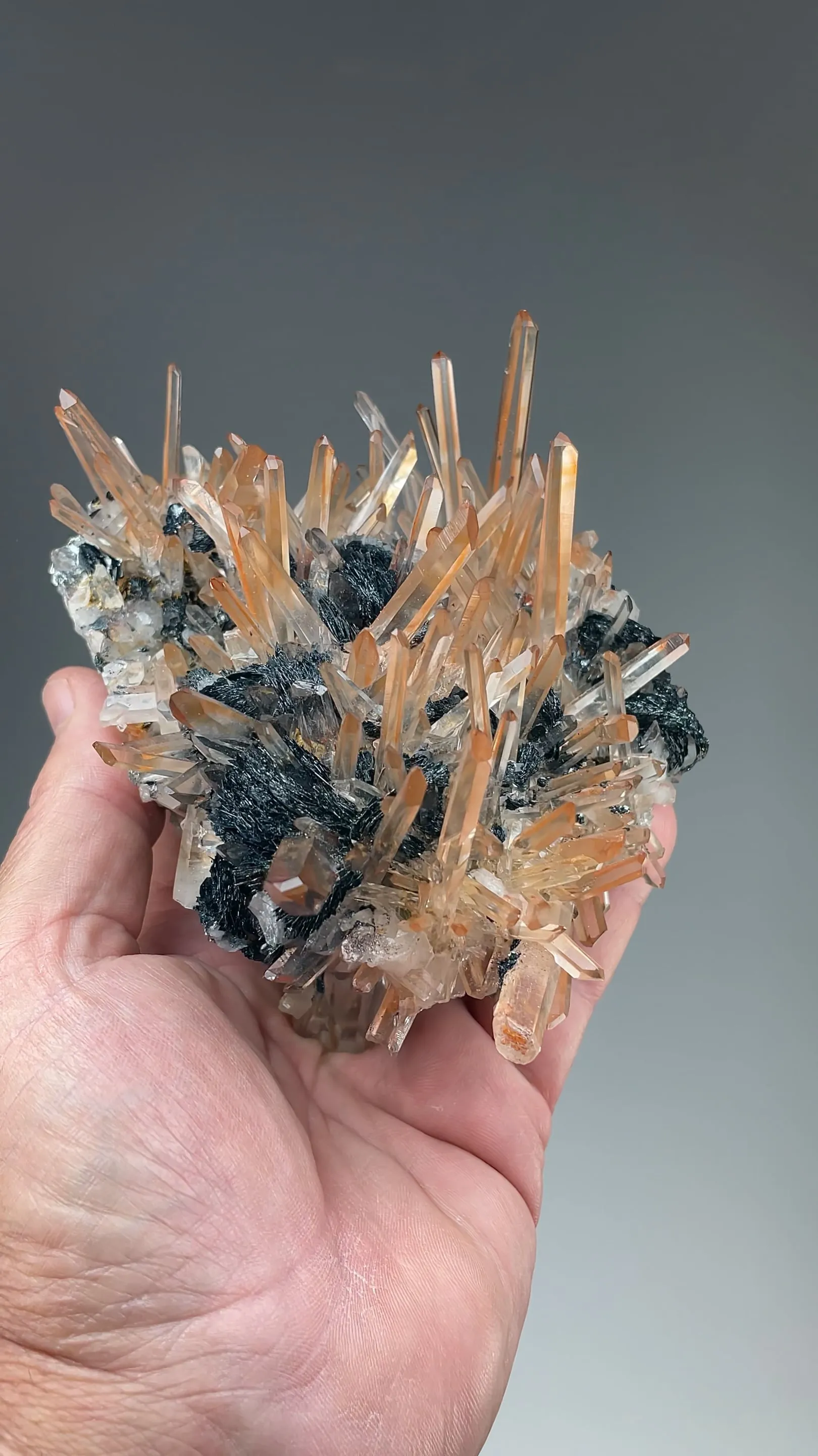 Quartz with Hematite - image 3
