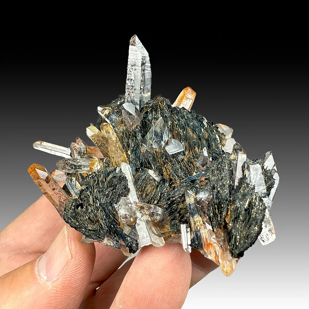 Quartz with Hematite image