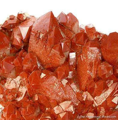 Quartz With Hematite - image 4