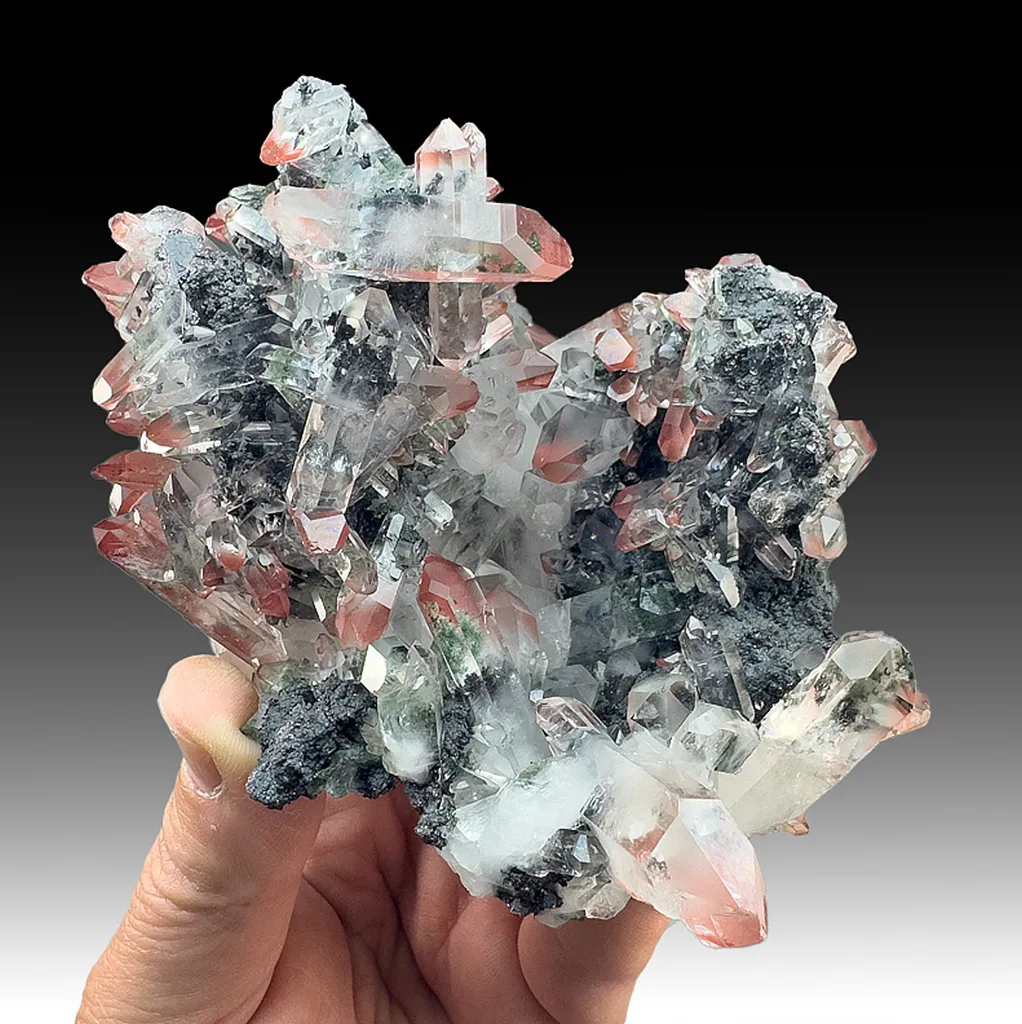 Quartz with Hematite image