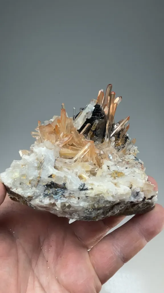 Quartz with Hematite - image 2