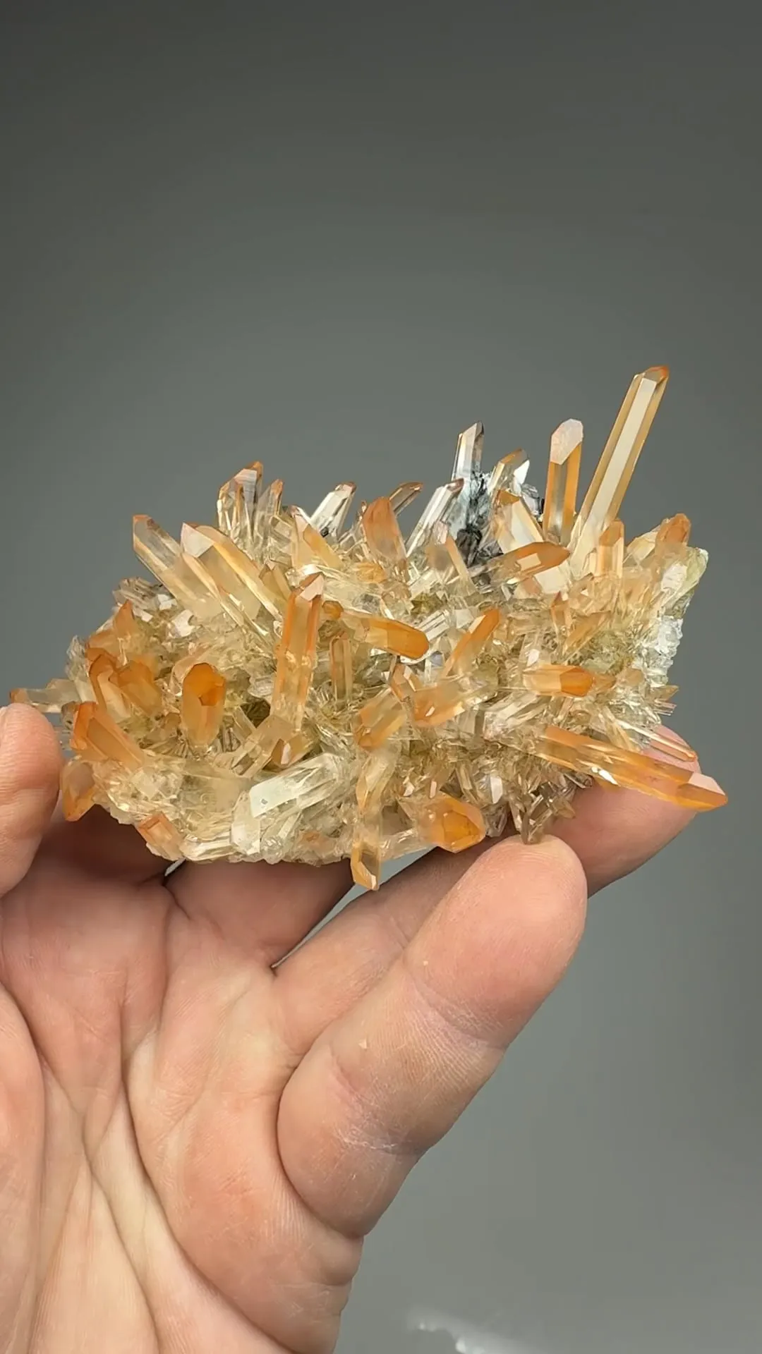 Quartz with Hematite - image 2