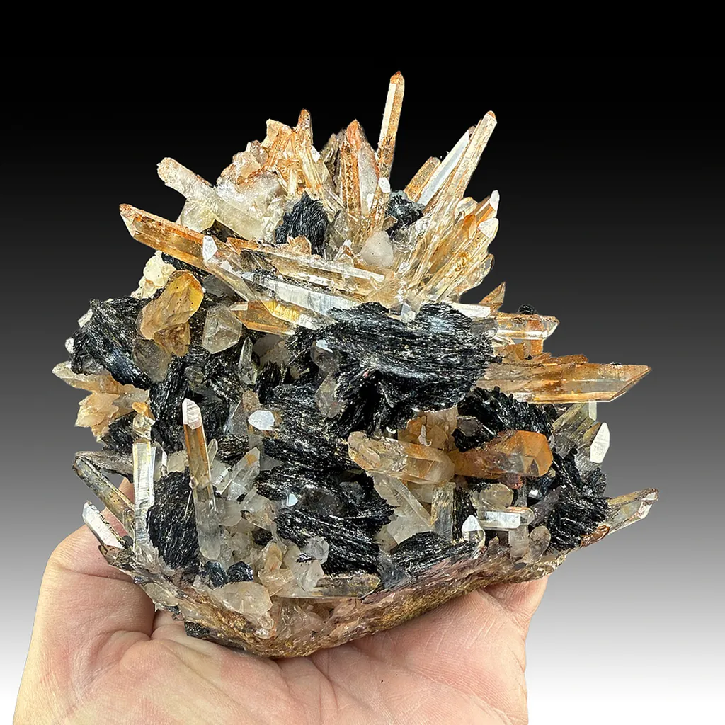 Quartz with Hematite image