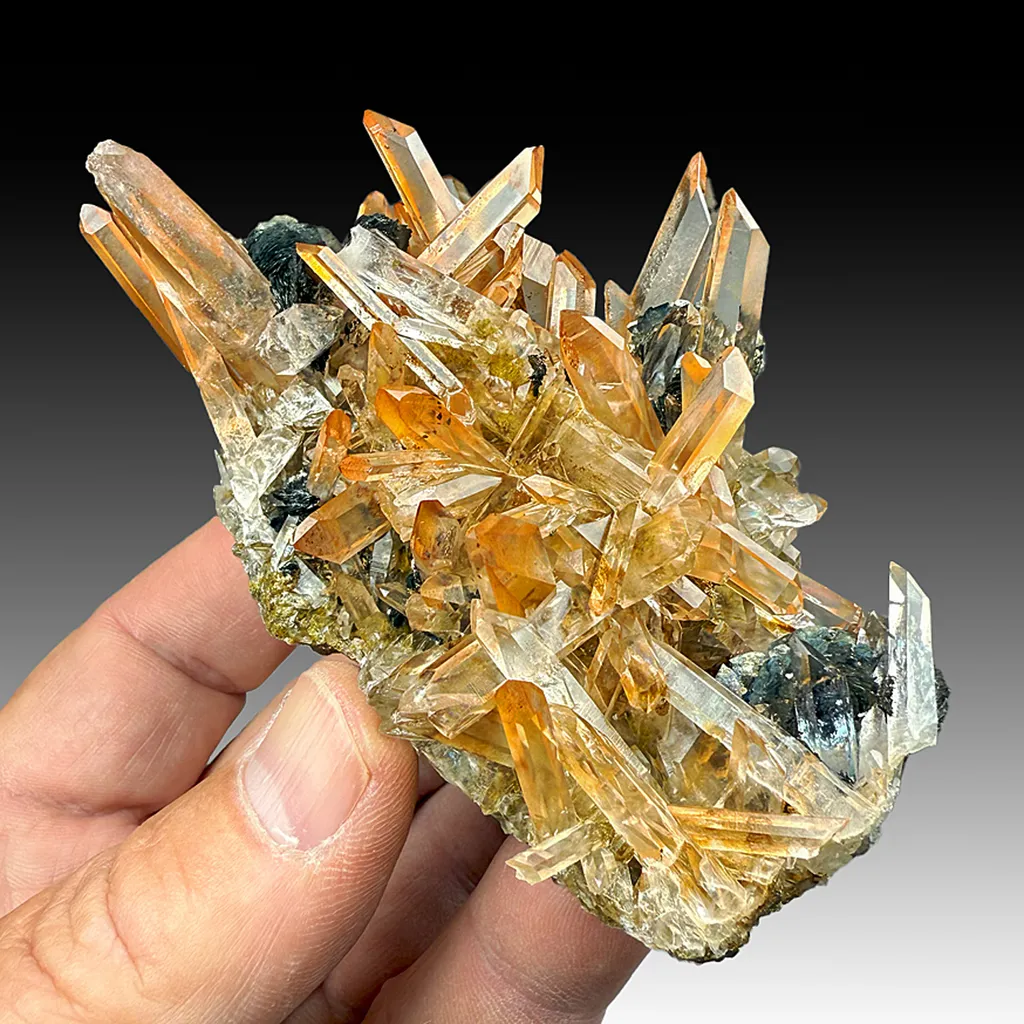 Quartz with Hematite image