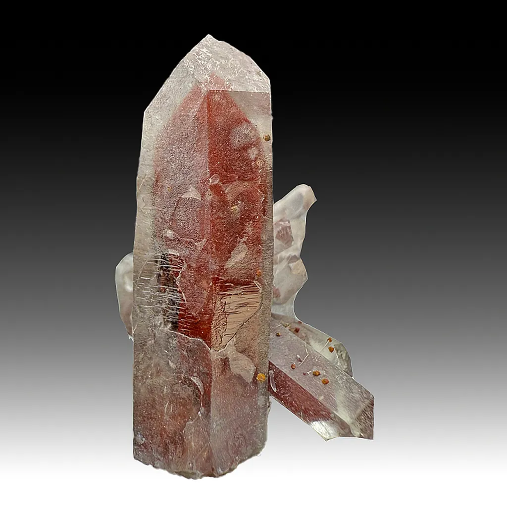 Quartz with Hematite image