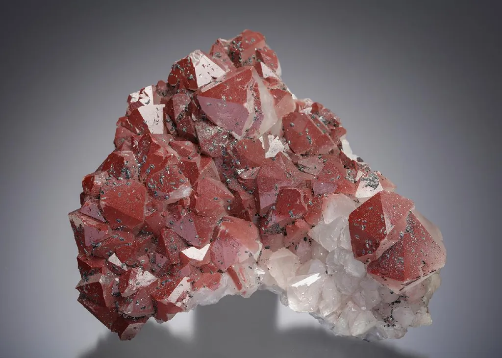 Quartz with Hematite image