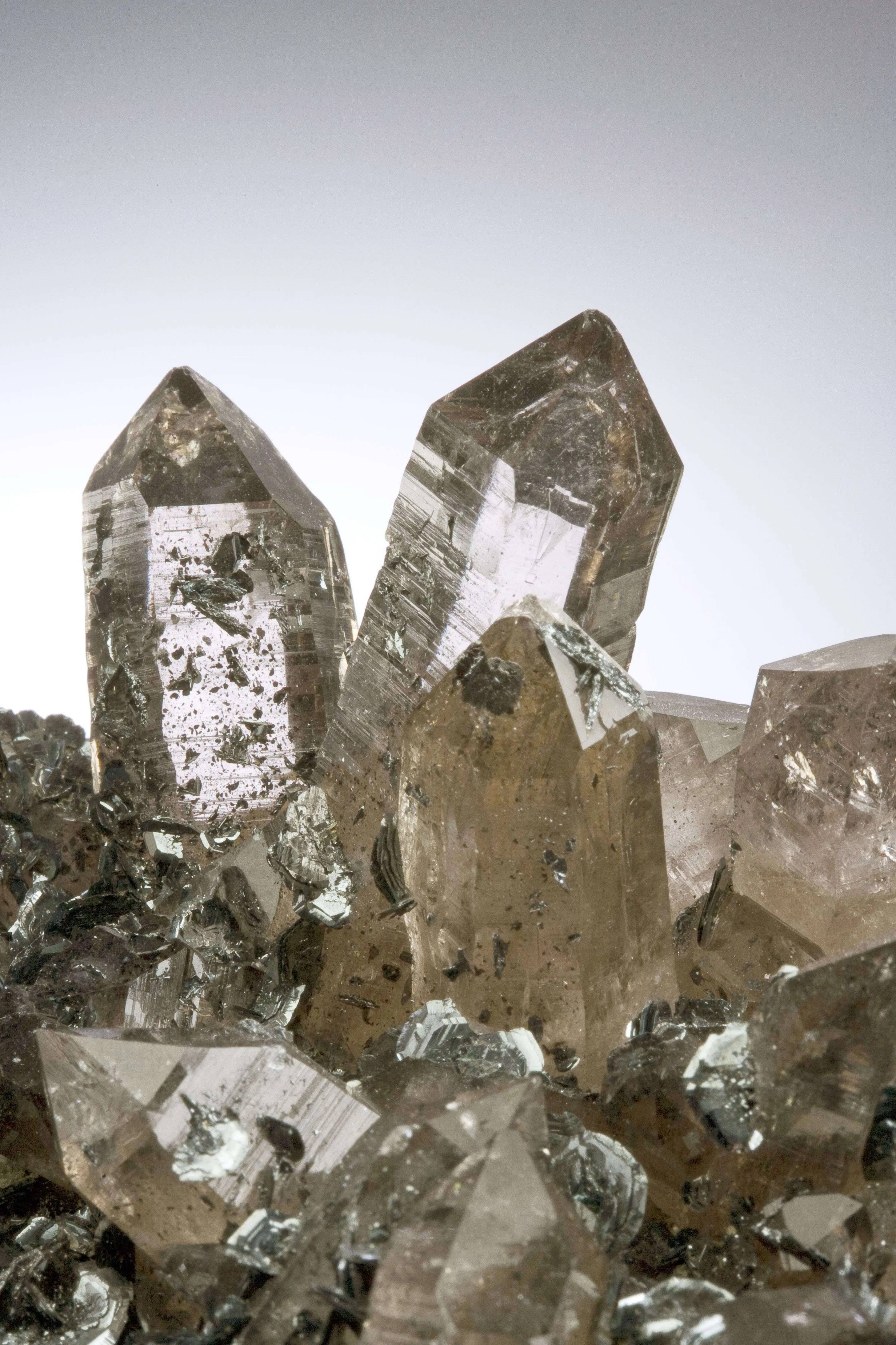 Quartz With Hematite - image 4