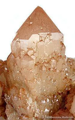 Quartz With Hematite - image 2