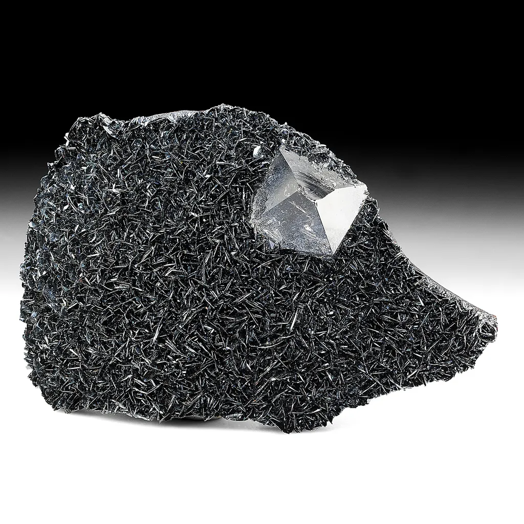 Quartz with Hematite image