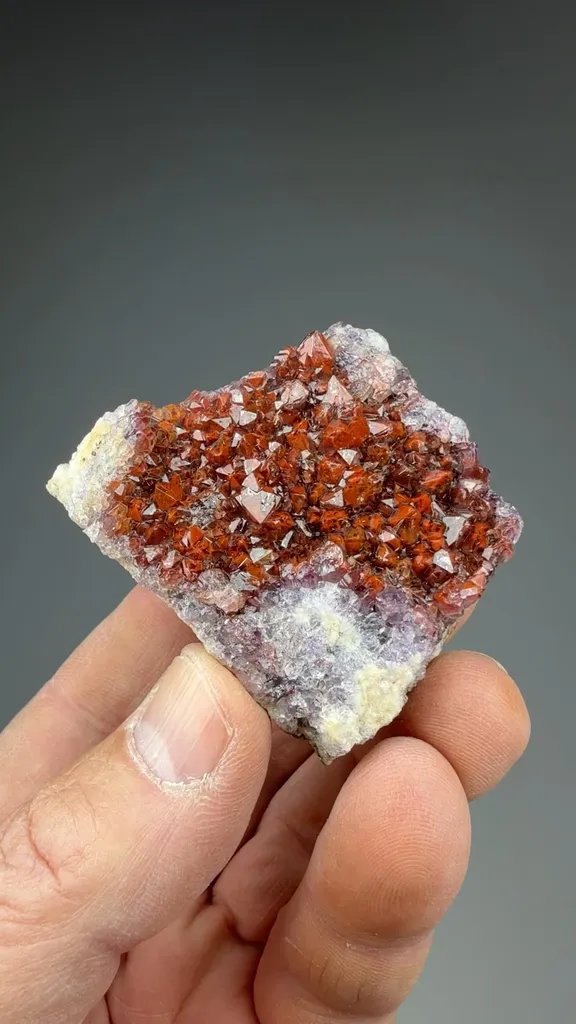 Quartz with Hematite - image 2