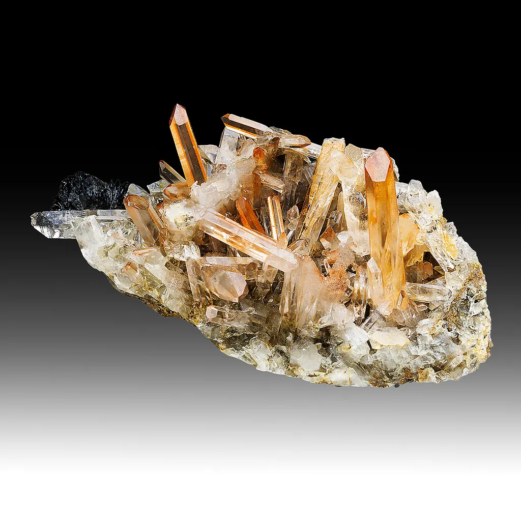 Quartz with Hematite image