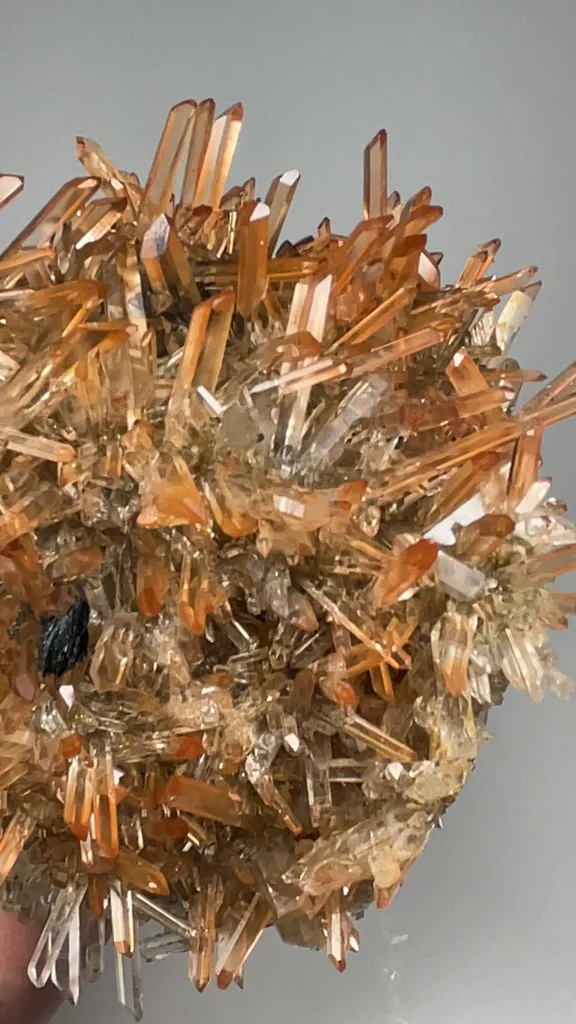 Quartz with Hematite - image 2