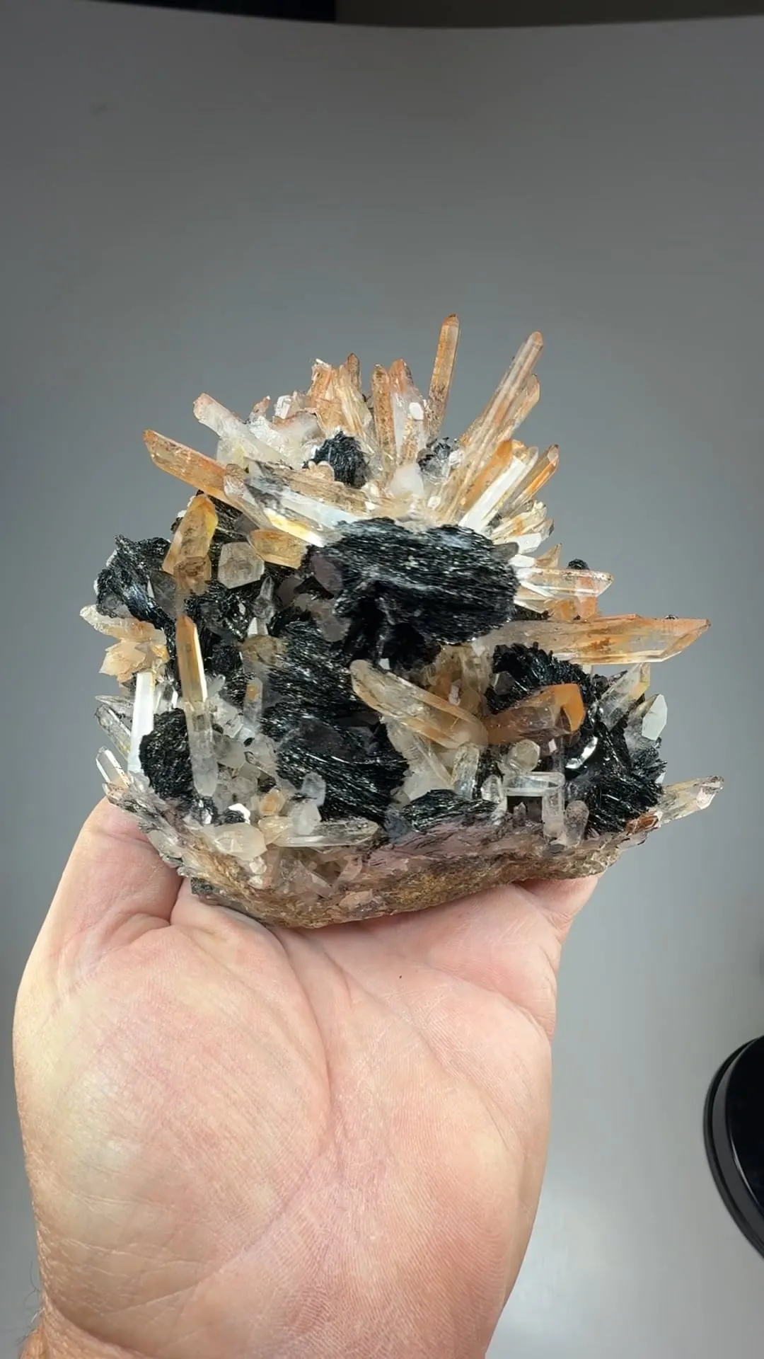 Quartz with Hematite - image 2