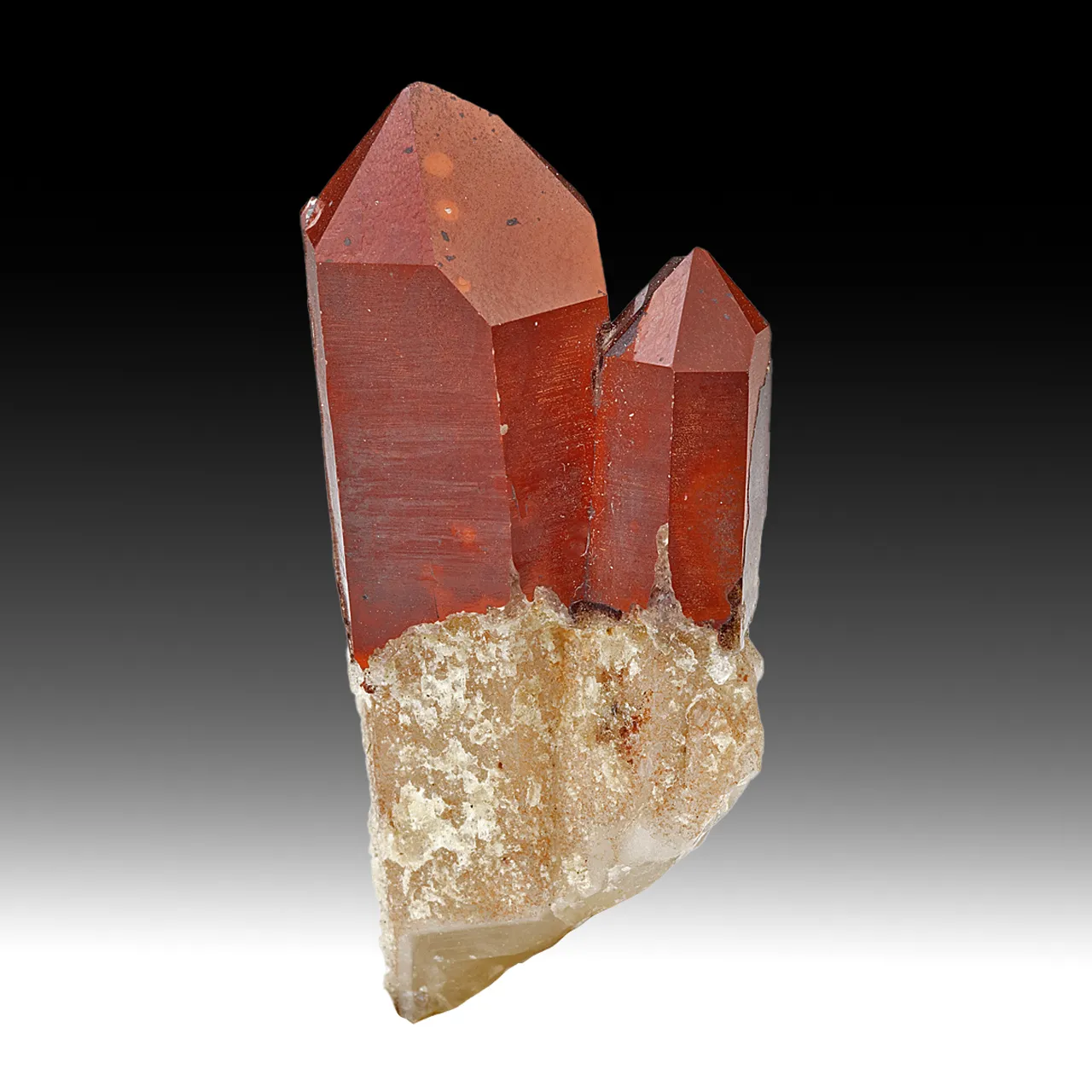 Quartz with Hematite - image 1