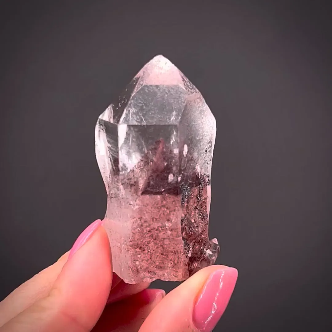 Quartz with Hematite inclusions - image 1