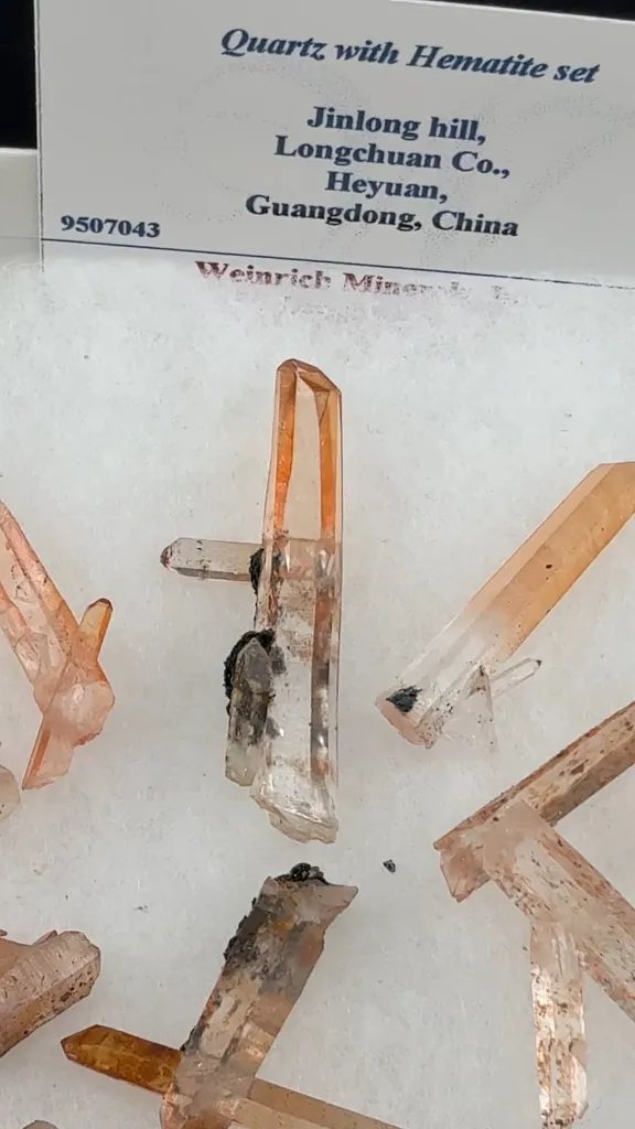 Quartz with Hematite set image