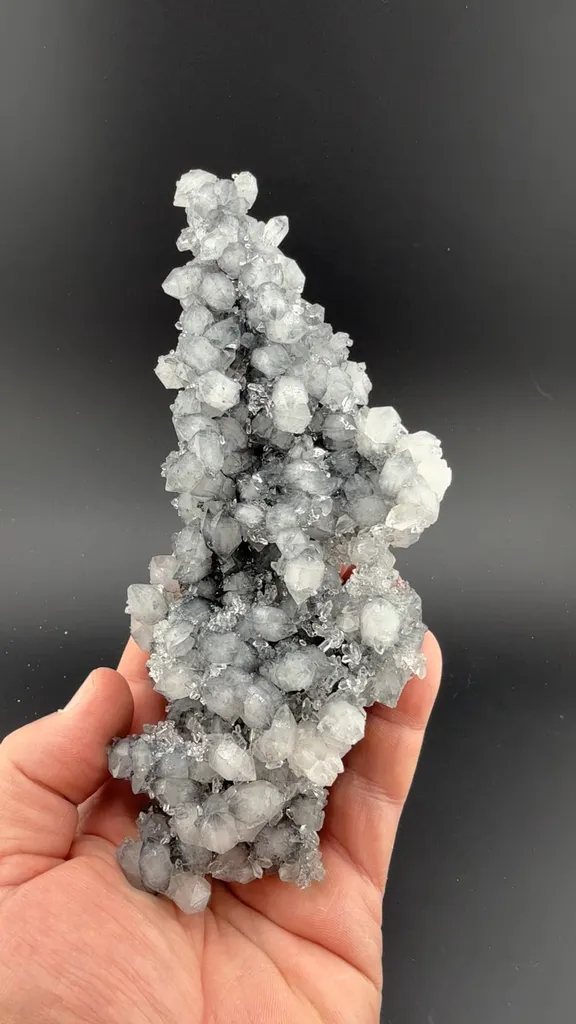 Quartz with Jamesonite image